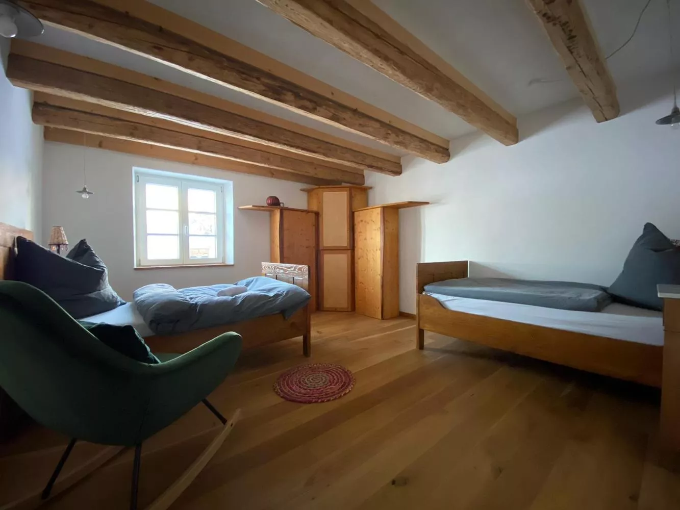 Doppelzimmer mit zwei Betten